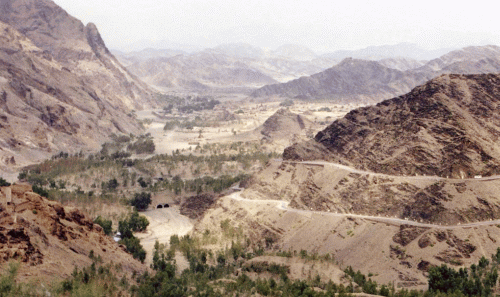 How long, wide, and high is the Khyber Pass?